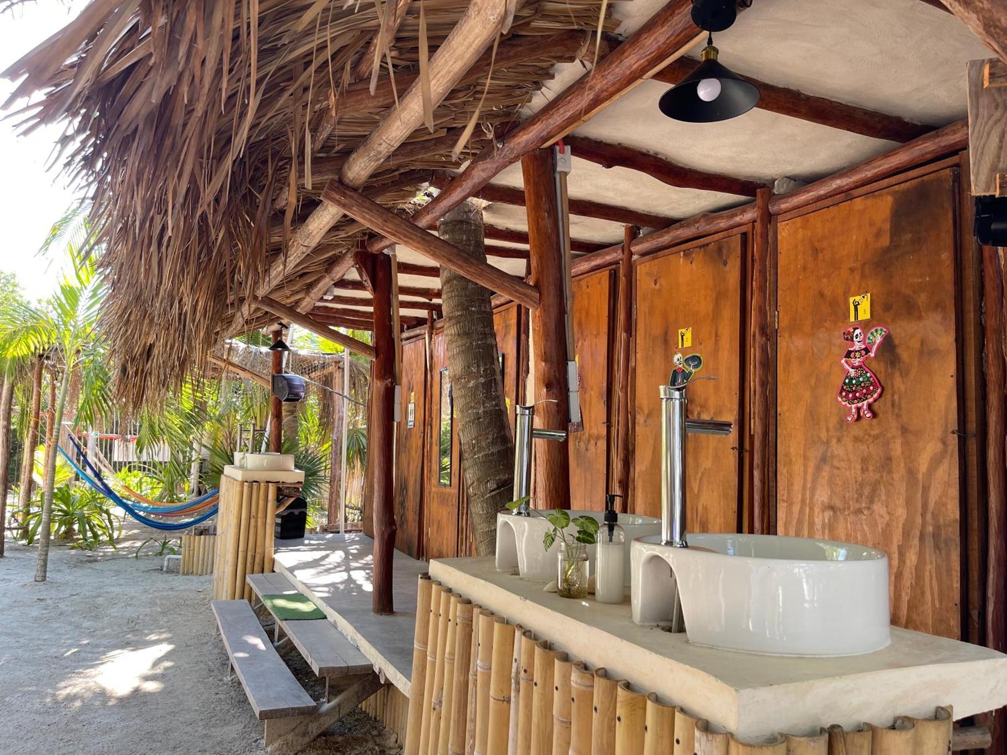 La Aldea Holbox Cabanas Y Camping Exterior photo